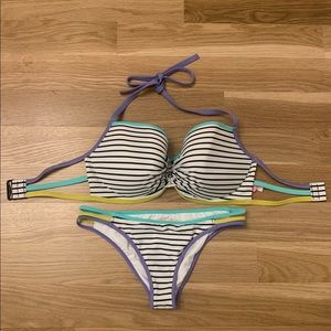 NWOT Victoria’s Secret striped bikini set